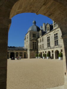Courtyard from chapel gallery