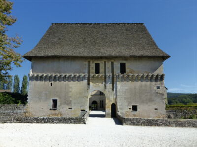 Chateau de Losse gatehouse with moat bridge