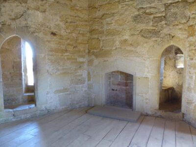 A tower chamber w/garderobe(toilet).