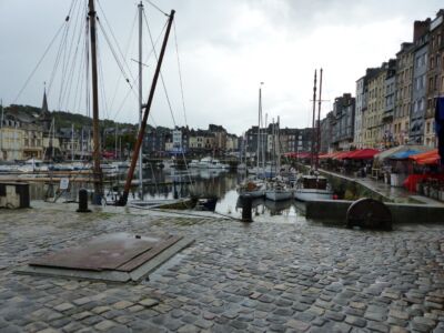 Another angle of the basin.